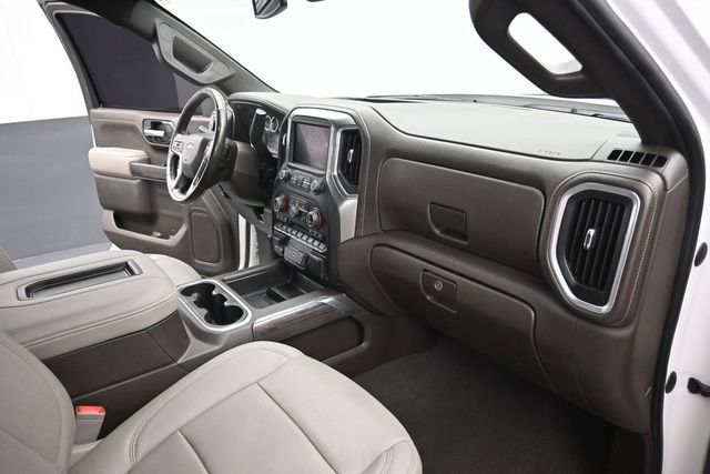 Used 2021 Chevrolet Silverado 1500 LTZ AWD/4WD image 25