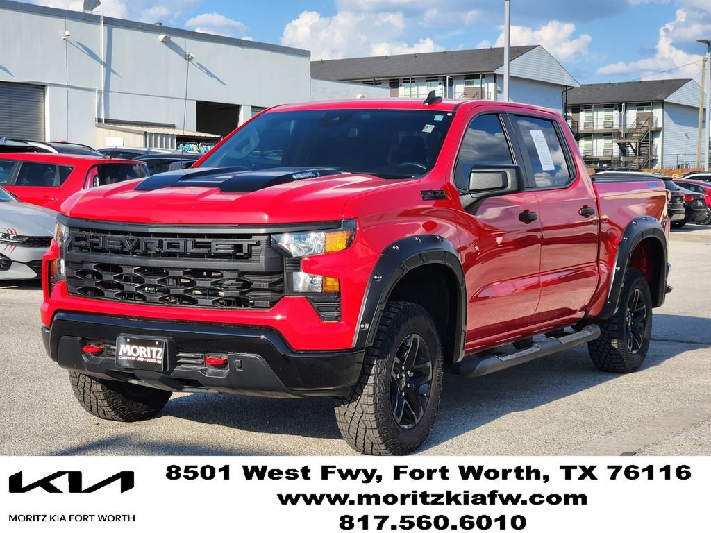 Used 2025 Chevrolet Silverado 1500 Custom Trail Boss AWD/4WD image 3
