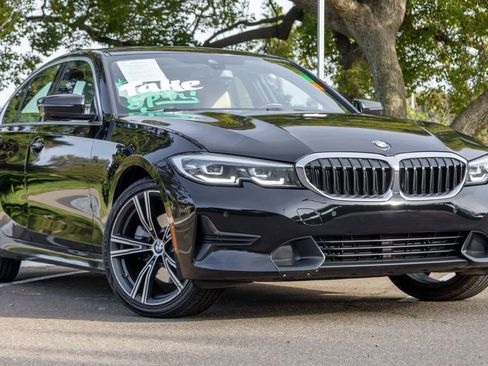 Used 2021 BMW 330i Sedan w/ Convenience Package (ZC2) image 2