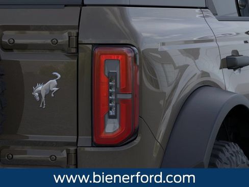 New 2026 Ford Bronco Badlands w/ Sasquatch Package AWD/4WD image 24