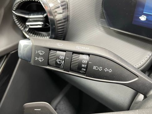 New 2026 Chevrolet Equinox LT image 20