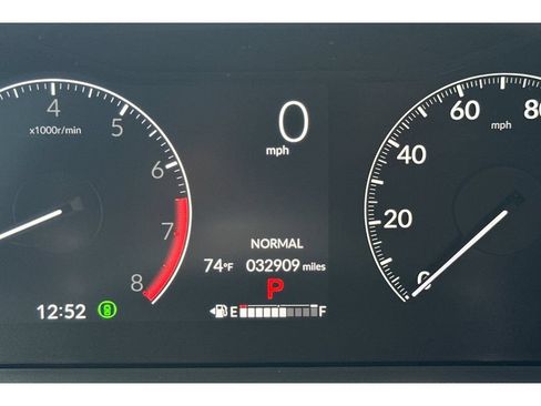 Used 2025 Honda Pilot EX-L image 43