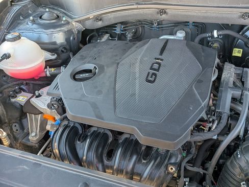 Used 2023 Hyundai Santa Fe SEL w/ Cargo Package image 35