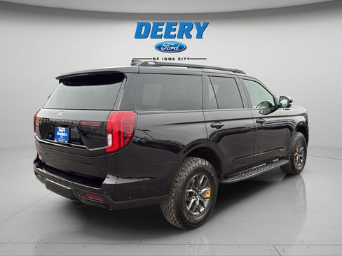 Used 2025 Ford Expedition Tremor AWD/4WD image 22