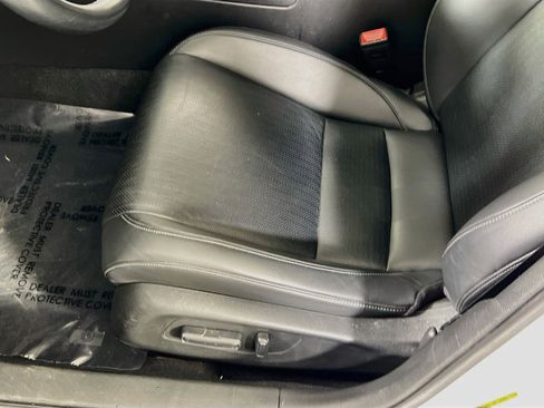 Used 2022 Honda Civic Touring image 19