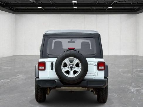 Used 2022 Jeep Wrangler Unlimited Sport AWD/4WD image 4