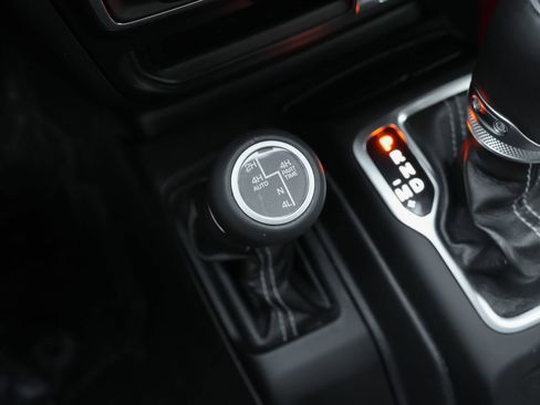 Used 2023 Jeep Wrangler Unlimited Sahara w/ Cold Weather Group image 18