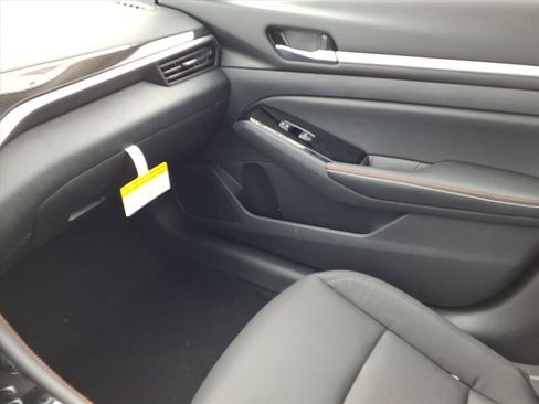 New 2025 Nissan Altima 2.5 SR image 23