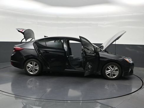 Used 2020 Hyundai Elantra SEL w/ Cargo Package (C1) FWD image 32