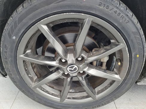 Used 2016 MAZDA MX-5 Miata Club image 31