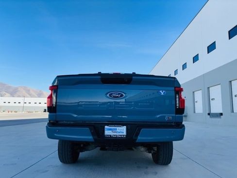Used 2023 Ford F150 Lightning XLT image 5