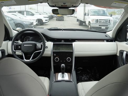 Used 2023 Land Rover Discovery Sport SE AWD/4WD image 19