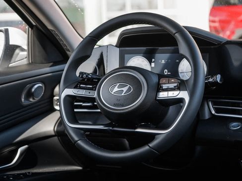 New 2026 Hyundai Elantra Limited FWD image 13