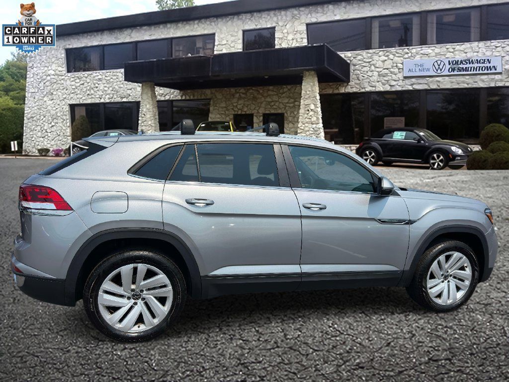 Used 2023 Volkswagen Atlas Cross Sport SE AWD/4WD image 4