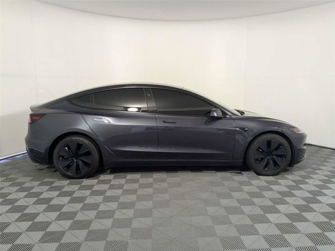 Used 2024 Tesla Model 3 Long Range image 4