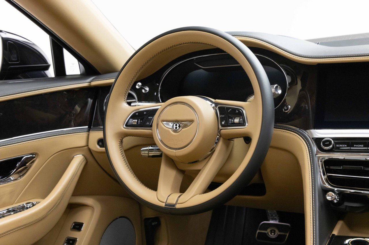 Used 2022 Bentley Flying Spur W12 AWD/4WD image 10