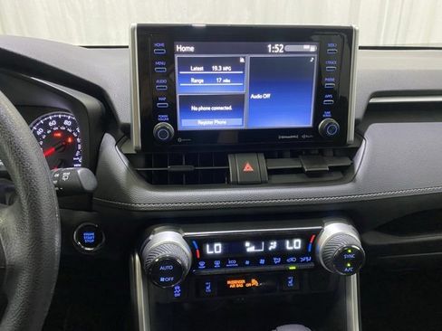 Certified 2019 Toyota RAV4 XLE w/ Convenience Package image 19