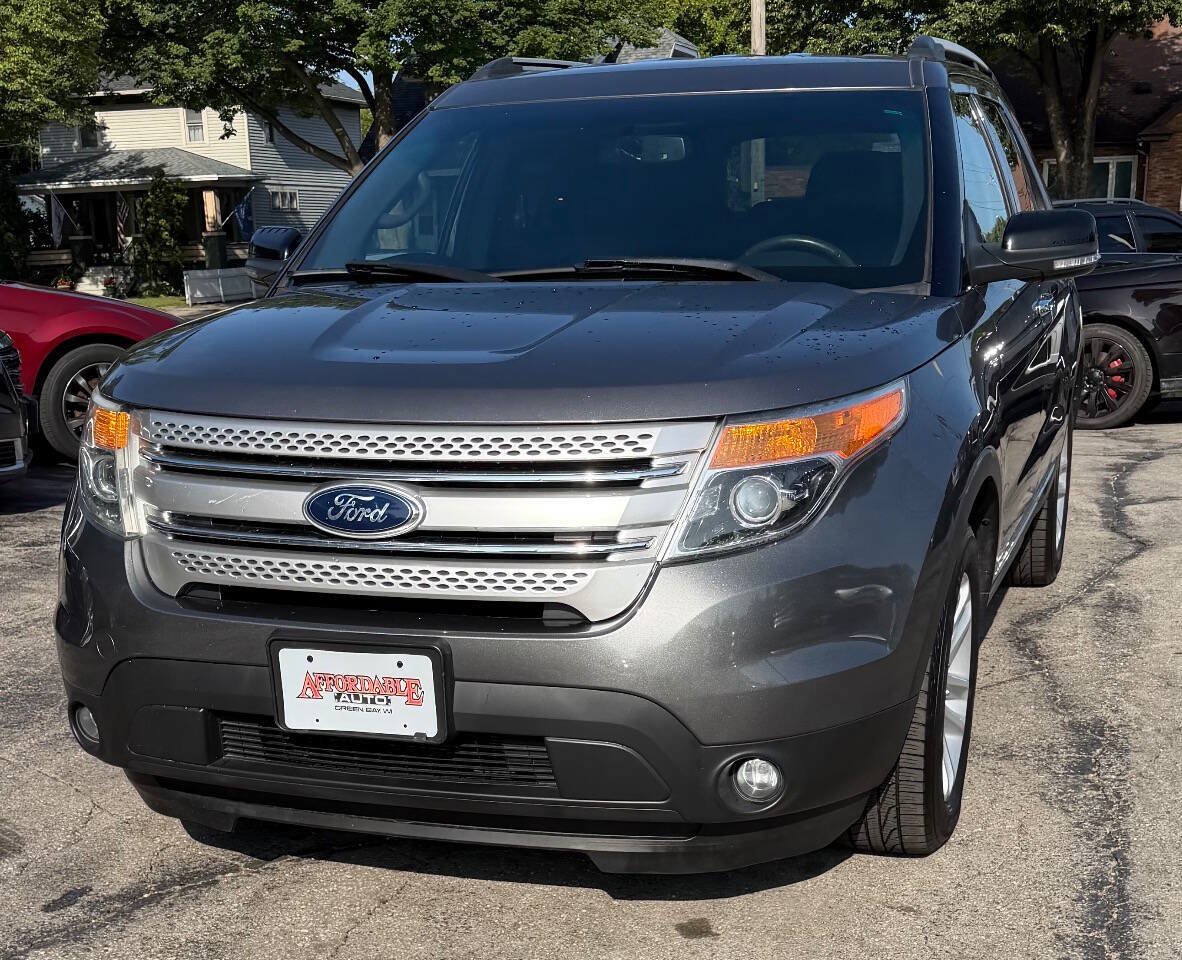 Used 2014 Ford Explorer XLT w/ Equipment Group 202A FWD image 5