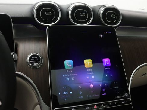 New 2026 Mercedes-Benz GLC 300 image 6