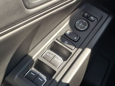 Used 2023 Honda Accord EX image 28