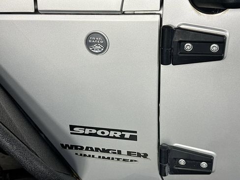 Used 2012 Jeep Wrangler Unlimited Sport AWD/4WD image 22