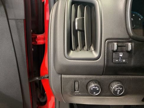 Used 2020 Chevrolet Colorado ZR2 AWD/4WD image 12