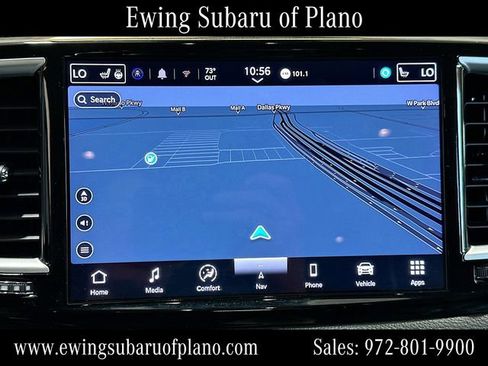 Used 2024 Chrysler Pacifica Limited FWD image 13