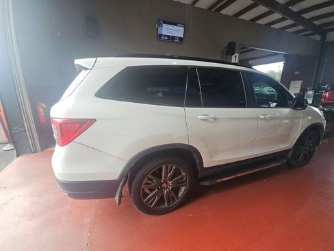 Used 2022 Honda Pilot Sport image 9