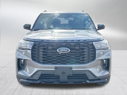 New 2026 Ford Explorer ST-Line w/ ST-Line Street Pack