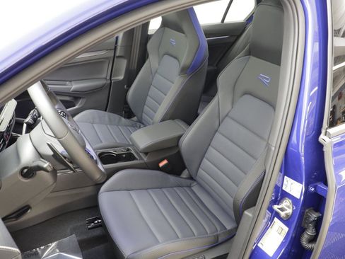 New 2026 Volkswagen Golf image 15