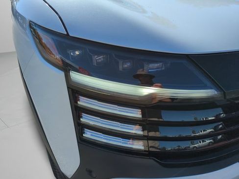 New 2026 Nissan Kicks SR FWD image 41