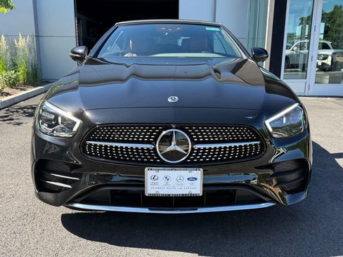 Used 2023 Mercedes-Benz E 450 4MATIC Cabriolet image 2