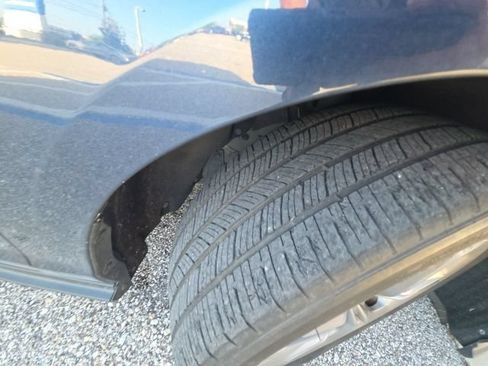 Used 2024 Honda Accord EX image 3