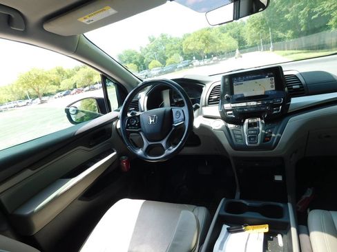 Used 2018 Honda Odyssey EX-L image 7