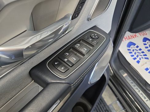 Used 2022 RAM 1500 Limited AWD/4WD image 13