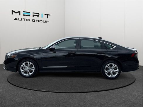 Used 2025 Honda Accord LX image 5