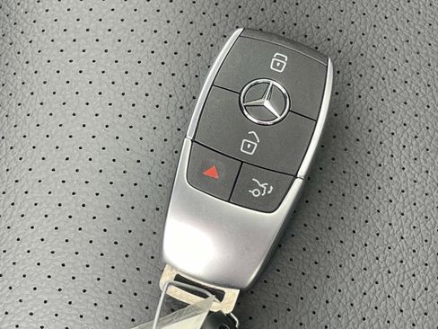 New 2026 Mercedes-Benz GLE 350 4MATIC image 4