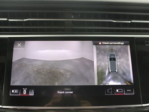 Used 2025 Audi Q7 3.0T Premium Plus AWD/4WD image 44