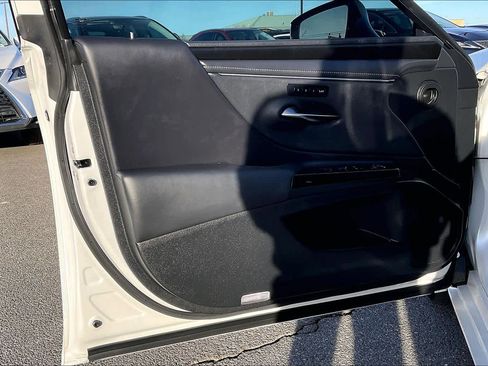 Certified 2024 Lexus ES 350 w/ Premium Package image 20