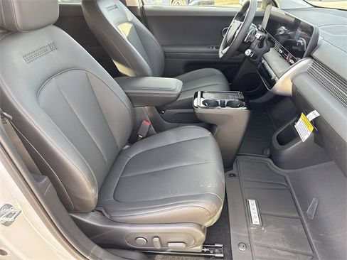 New 2026 Hyundai Ioniq 5 SEL image 13