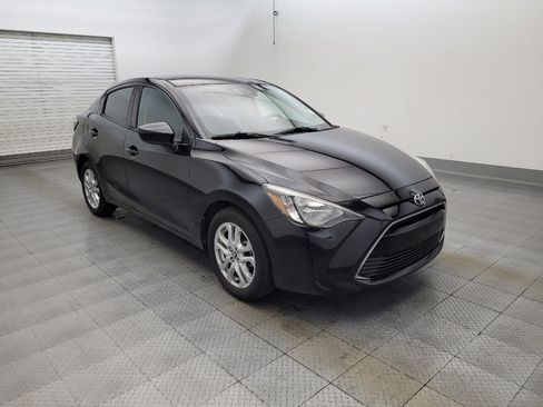 Used 2018 Toyota Yaris iA FWD image 13