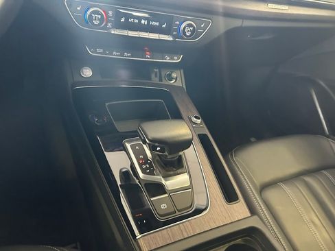 Used 2023 Audi Q5 2.0T Premium w/ Convenience Package image 53