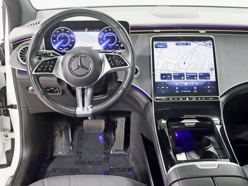 Used 2023 Mercedes-Benz EQE 350+ 4MATIC SUV w/ AMG Line Exterior Package image 14