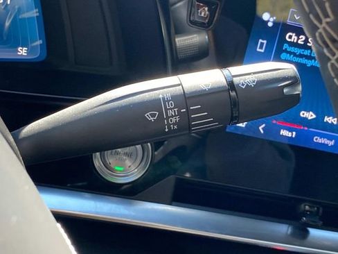 Used 2025 Chevrolet Corvette Stingray w/ Z51 Performance Package image 21