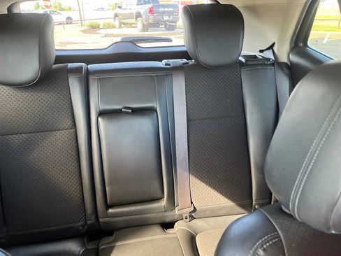 Used 2018 Buick Encore Preferred image 15