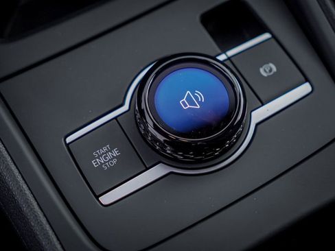 New 2026 Volkswagen Tiguan SE R-Line image 17