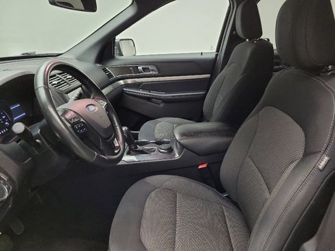 Used 2018 Ford Explorer XLT w/ Equipment Group 201A image 17
