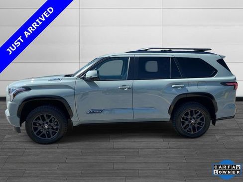 Used 2025 Toyota Sequoia Platinum AWD/4WD image 6