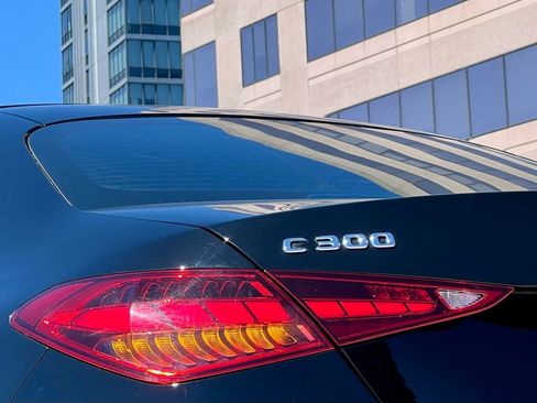 Certified 2022 Mercedes-Benz C 300 4MATIC Sedan image 13