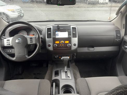 Used 2018 Nissan Frontier PRO-4X image 14